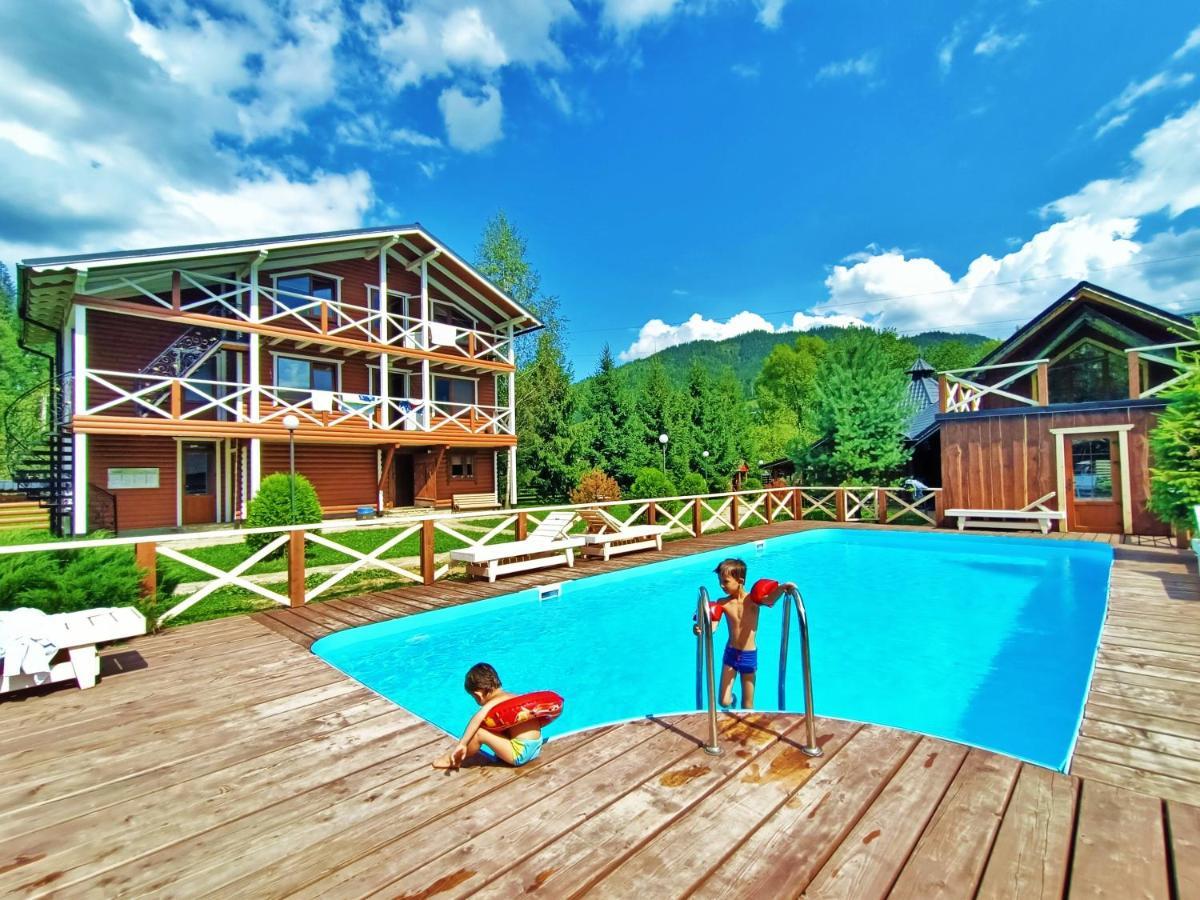 Gorycvit Hotel Verkhniy Yasenov Exterior photo