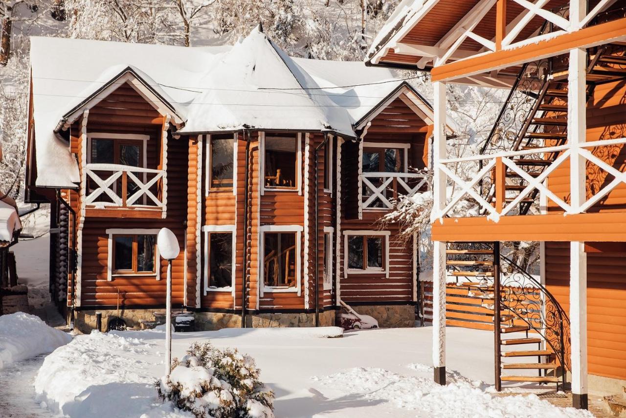 Gorycvit Hotel Verkhniy Yasenov Exterior photo
