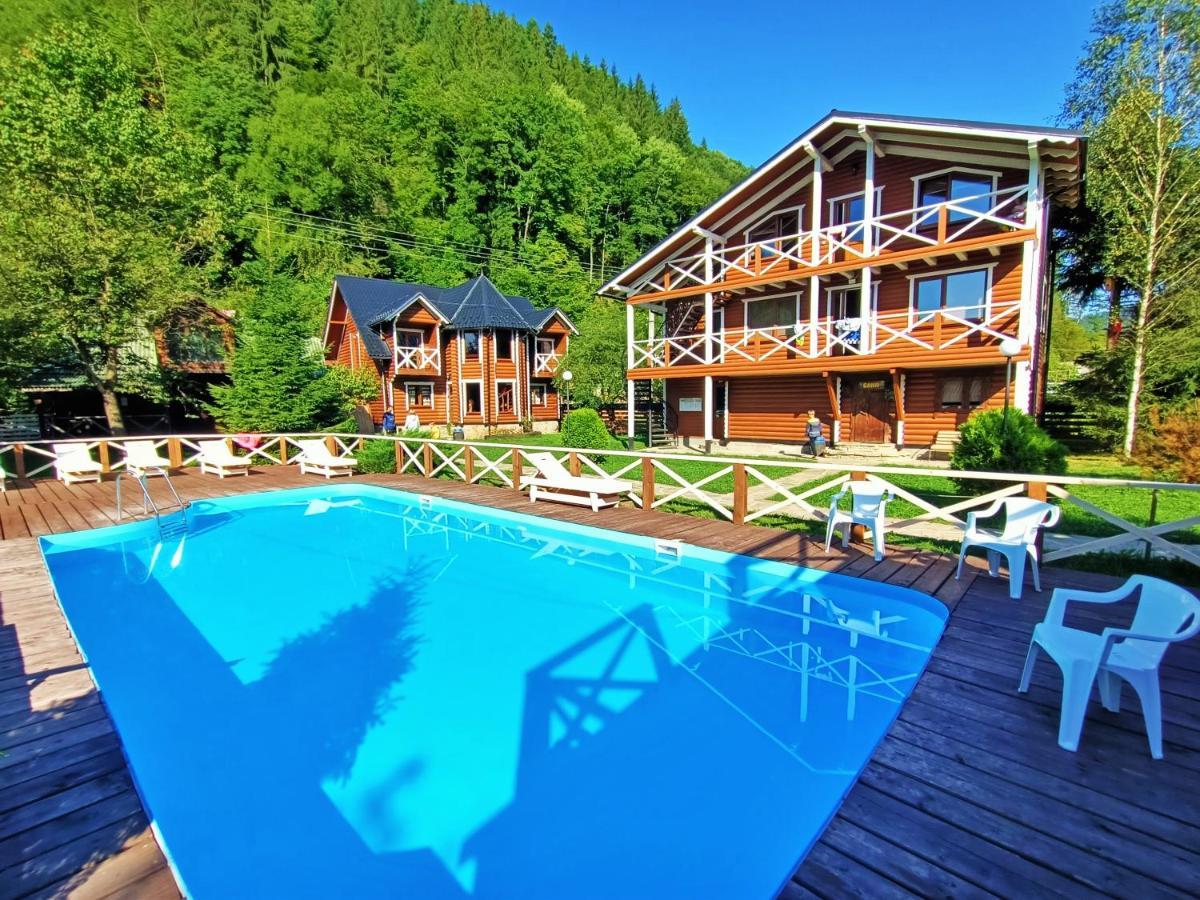 Gorycvit Hotel Verkhniy Yasenov Exterior photo